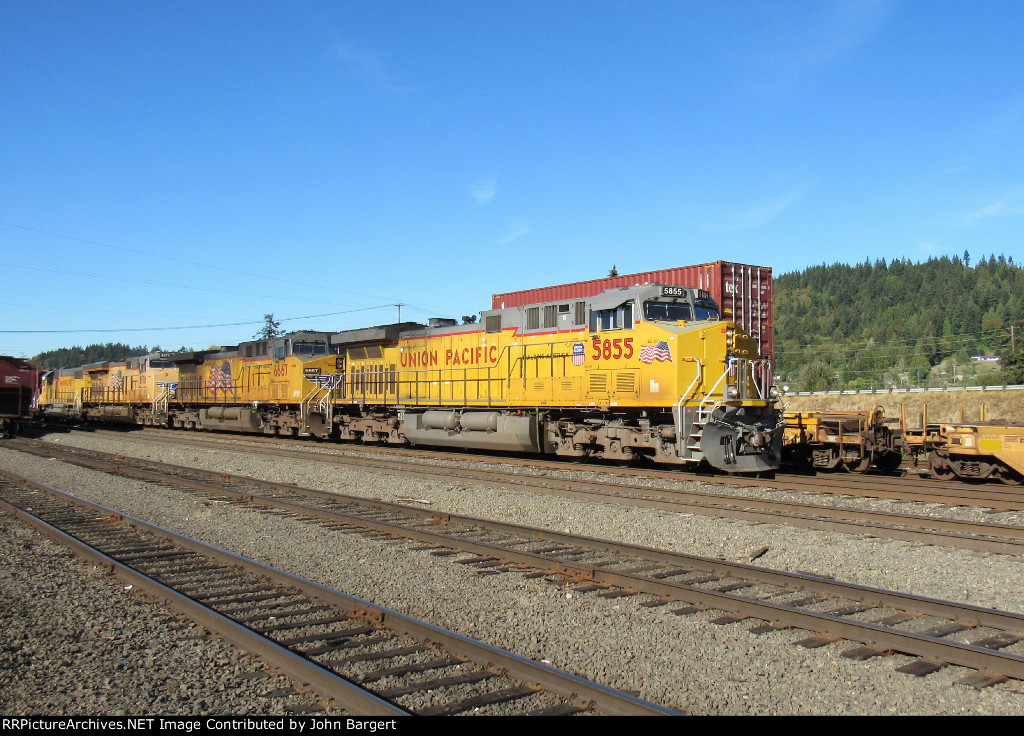 UP 5855 SB